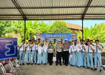 Para Pelajar Apresiasi Ujian Praktik SIM C Terbaru