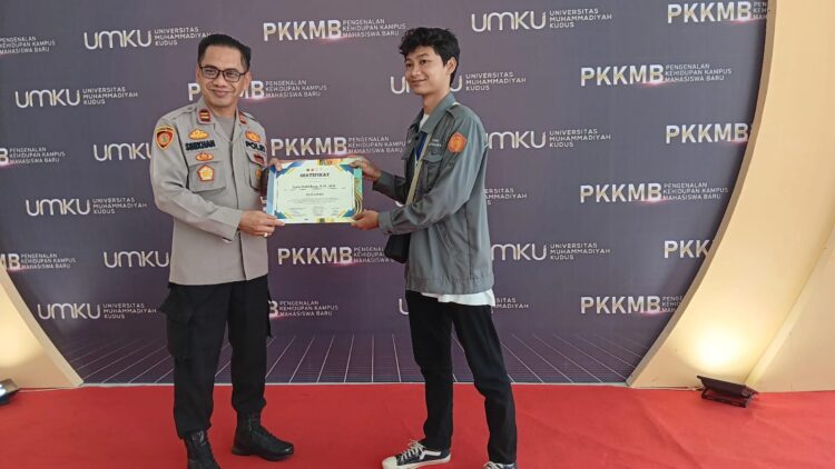 PKKMB Kehadiran Kapolsek Kudus, Begini Materinya