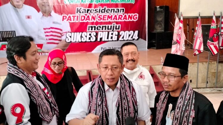 Pati Gempar, Ketua Umum PKN Turun, Ada Apa ???