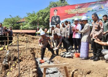 Kapolda Jateng Resmikan Pembangunan Monumen Hoegeng