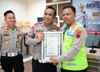 Keberhasilan di Raih Kembali, Dirlantas Polda Jateng Berikan Penghargaan ke Satlantas Polresta Pati