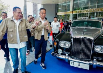 Ketua Umum IMI Bamsoet Buka OLX Indonesia Modification and Lifestyle Expo (IMX) 2023