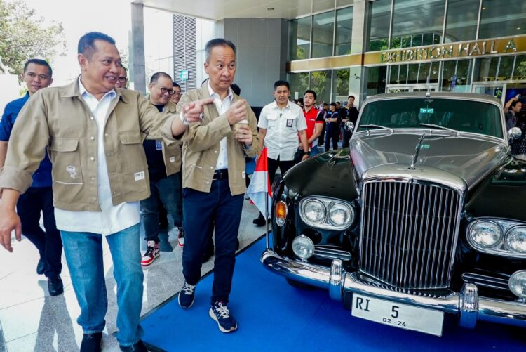 Ketua Umum IMI Bamsoet Buka OLX Indonesia Modification and Lifestyle Expo (IMX) 2023