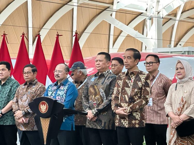Kereta Cepat Pertama di Indonesia dan Asia Tenggara