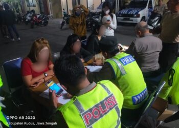 Laporan Masyarakat Ditindaklanjuti, Polres Kudus Kerahkan Personil Razia Kafe