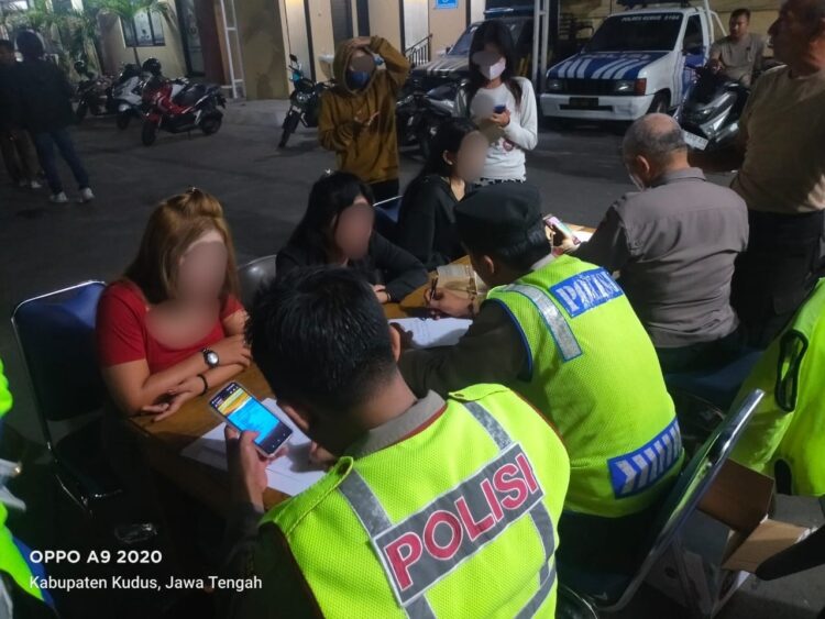 Laporan Masyarakat Ditindaklanjuti, Polres Kudus Kerahkan Personil Razia Kafe