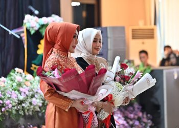 Ny. Lynda Winarto Sebagai Ibu Asuh Polwan Polda Kalsel