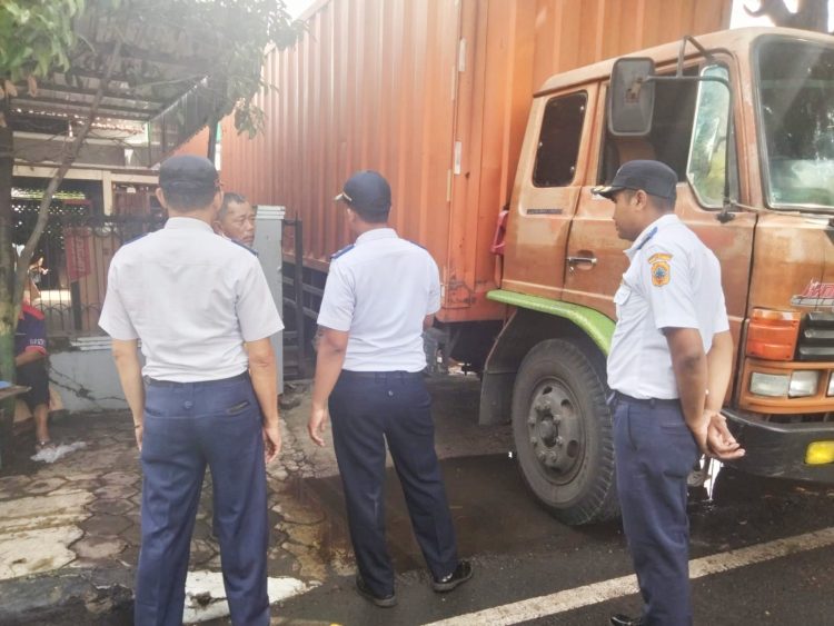 Titik Rawan Kecelakaan di Cek Dishub Pati, Parkir Liar Kena Teguran