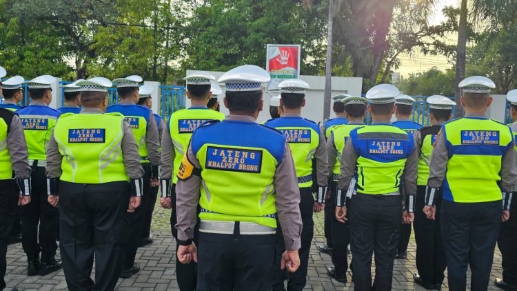 Alun – Alun Pati ” Ikon Ikan Bandeng”, Kompol Asfauri : Hasil Karya Knalpot Brong