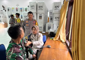 Utamakan TPS, Ipda Jasmani Berikan Layanan Kesehatan