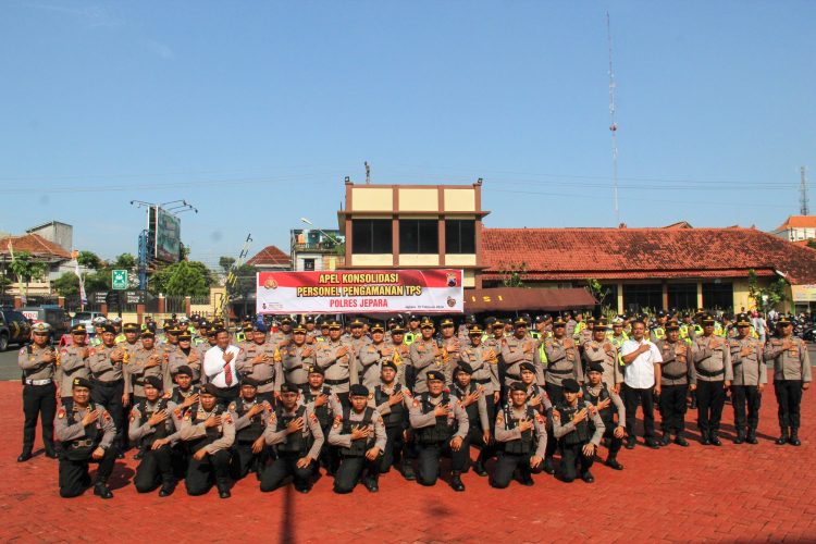 Seluruh Personil di Apresiasi, Kapolres Jepara Bilang TPS Aman