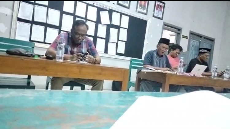 Takut Ketahuan, Pemdes Karaban Tutup Mata