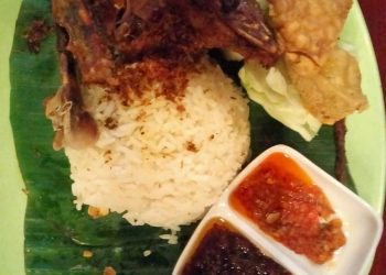 Menu Spesial Bebek dan Ayam Goreng, Silahkan Dikunjungi