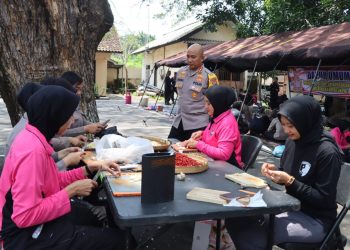 Dapur Umum Disiapkan, Kapolresta Pati Cek