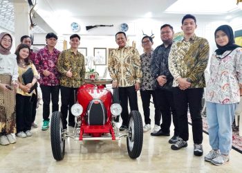 Bambang Soesatyo Dukung Kembangkan Kendaraan Listrik di Indonesia