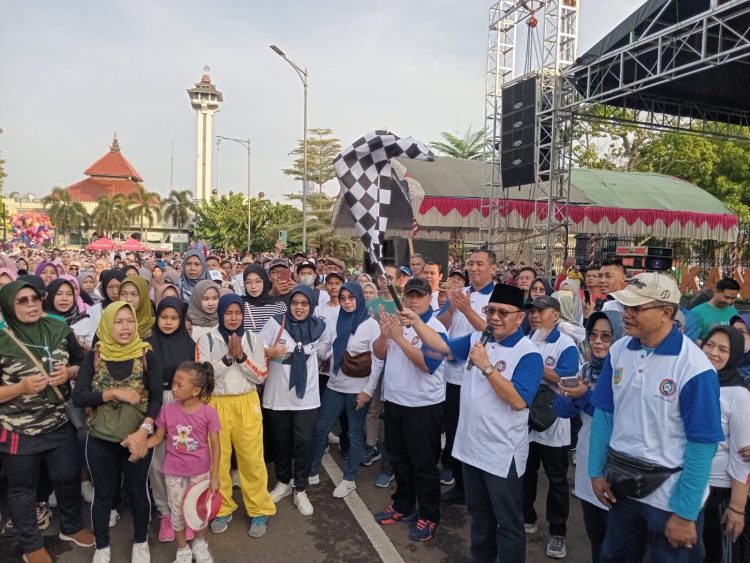 Berbagai Hadiah di Momen Hari Buruh Internasional