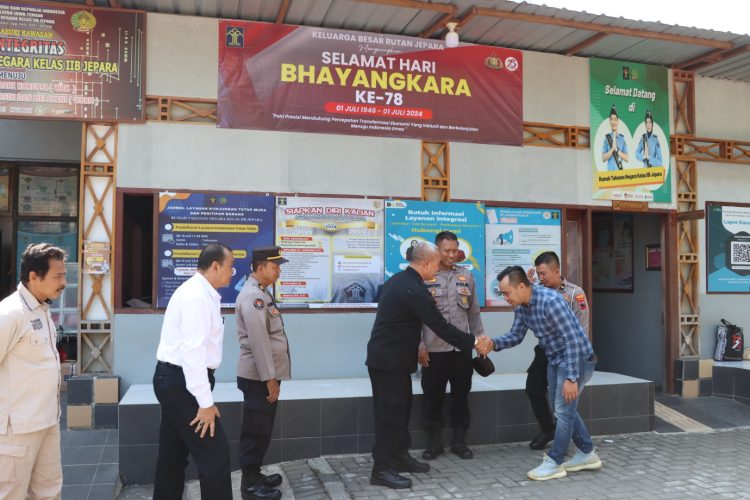 Sinergitas di Utamakan, Kabag Log Polres Jepara Cek Warga Binaan