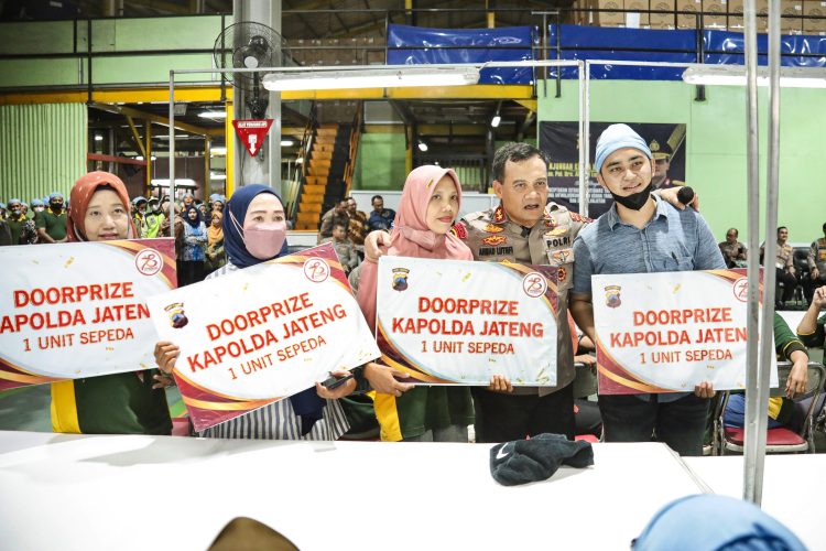 Perkuat Ekonomi Daerah, Kapolda Jateng cek Sejumlah Pabrik di Kudus