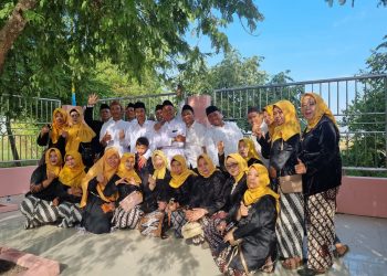 Guyub Rukun !! Desa Lengkong Gelar Tradisi Jawa