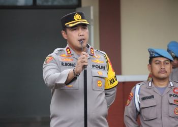 AKBP Ronni Bonic : Pelayanan Masyarakat Adalah Utama ” Polri Presisi”