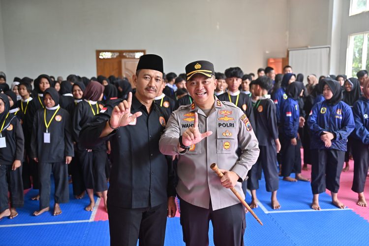 Jalin Silahturahmi! Peserta Pencak Silat PSCP Hadir di Momen Hari Bhayangkara ke 78