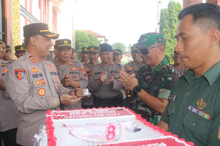 Kejutan Istimewa !! Kini Mapolresta Pati di Serbu Kodim 0718/Pati