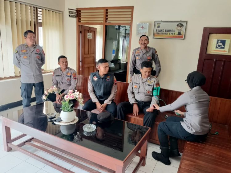 Cek Kondisi Kesehatan, Polresta Pati Turunkan Sie Dokkes
