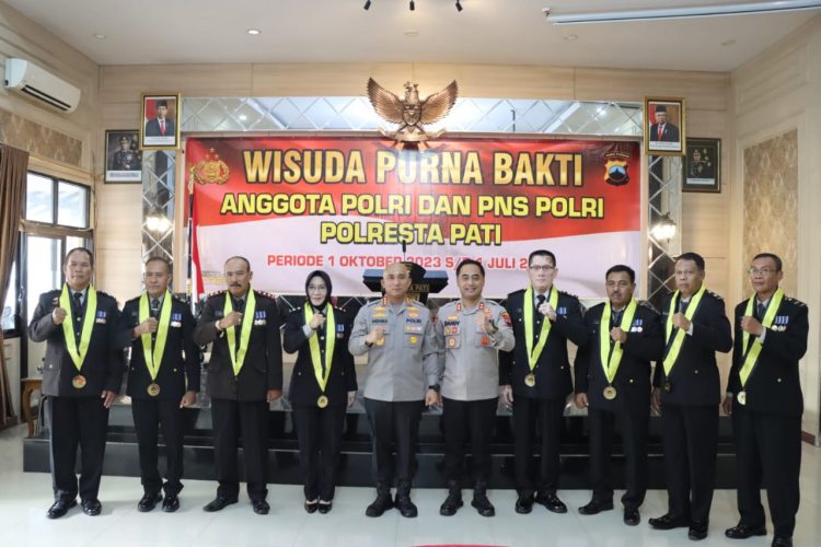 Rasa Hormat Bagi Purna Tugas, Kini 19 Personil Wisuda