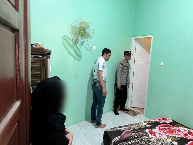 Meresahkan Wilayah! Kini Polisi Amankan Dua Pasangan Bukan Suami – Istri