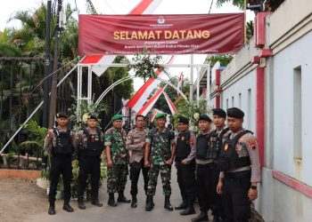 Ratusan Personil Gabungan TNI – Polri Perketat Pengamanan di KPU Kudus