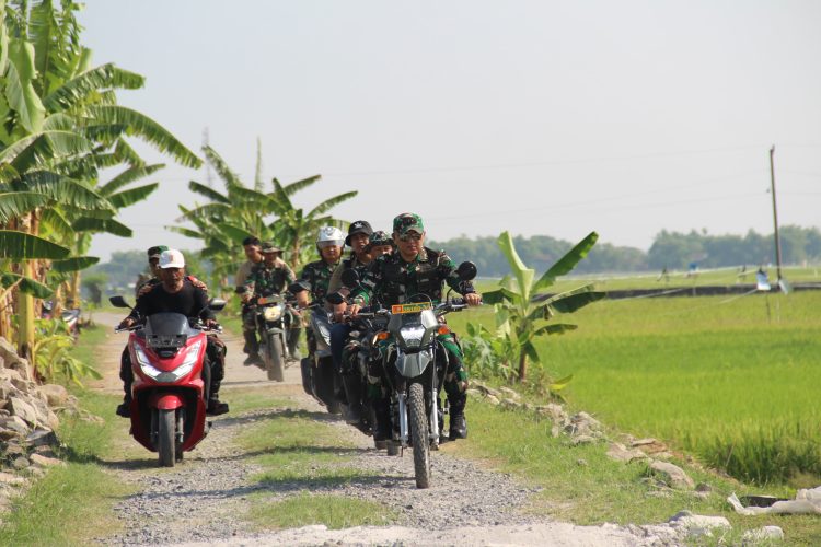 Dandim 0718/Pati Cek Kualitas Betonisasi dan Rehab Rumah