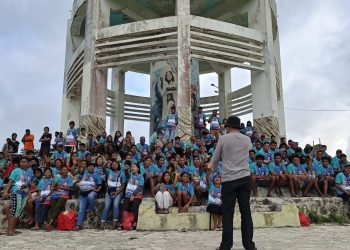 DR. Ardiansayah Setiawan Kunjungi Relawan Milenial SIAGA Sumba Barat