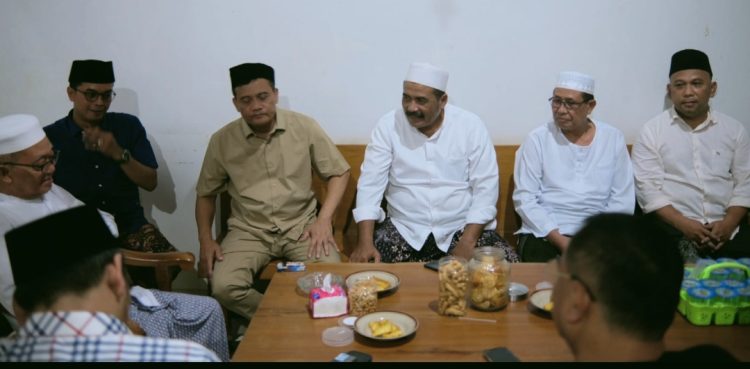 Doa Restu Kyai, Paslon Luthfi – Yasin dan Budiyono – Novi Layak Memimpin Daerah