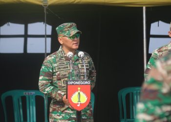 Kodim 0718/Pati dan Semua Elemen Kompak Bersihkan Pantai Pesisir