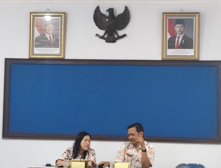 Diskominfo Pati Tingkatkan Kompetensi Wartawan melalui Diskusi Bersama FWP