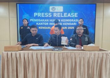 WNA China Dideportasi dari Kendari karena Melanggar Aturan Imigrasi