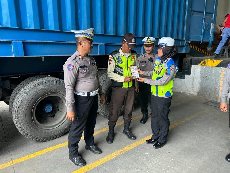 Karyawan PT. Garuda Food Dapat Sosialisasi Keselamatan Berkendara dari Satlantas Polresta Pati