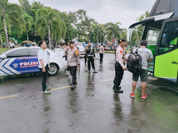 Laga Playoff Degradasi Liga 2 di Stadion Joyo Kusumo