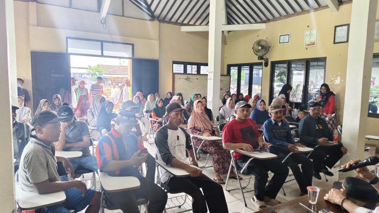 Protes Damai, Warga Tlogoayu Tolak Pengukuran Tanah Oleh BPN Pati