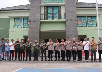 Perkuat Sinergitas TNI – Polri, Kapolres Kunker di Makodim 0720/Rembang