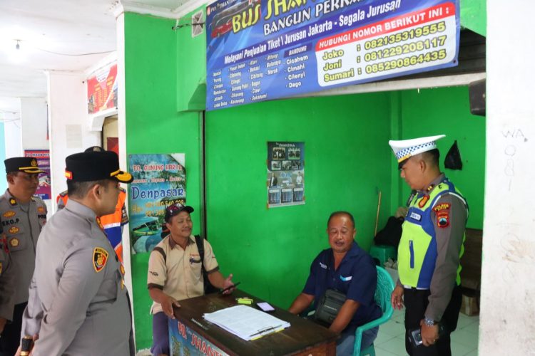 Jadi Pusat Mobilitas Mudik, Kapolres Kudus cek Terminal Induk
