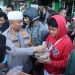 Berbagi Takjil Gratis, Masyarakat Merasa Terbantu