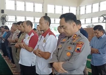 Gelar Sholat Ghaib, Polresta Pati Turut Berpartisipasi