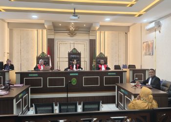 Saksi Akui Pernah Pinjam Uang Dengan Bunga 7%