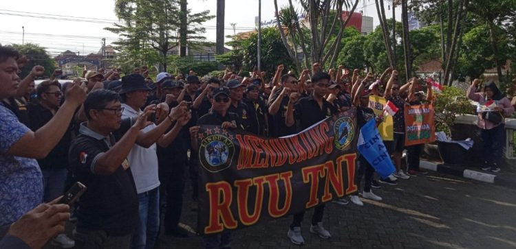 Aliansi Masyarakat Kudus Serukan Dukungan UU TNI