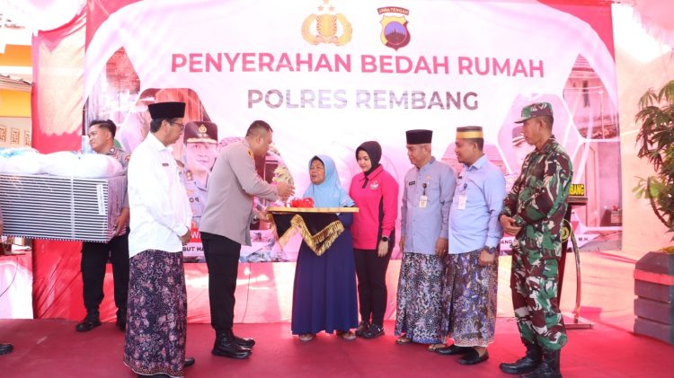 Kepedulian Polres Rembang Jadi Inspirasi,  Rumah Ibu Sumarmi Kini Layak dan Nyaman