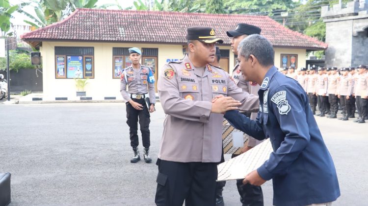 Polres Rembang Bangun Semangat Kolektif Lewat Apresiasi Personel