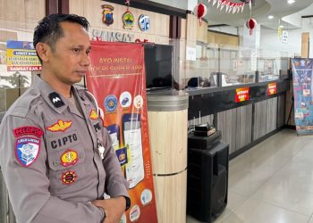 Samsat Pati Kebanjiran Warga, Diskon Pajak Gagasan Gubernur Disambut Hangat