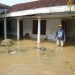 Kebutuhan Logistik di Harapkan, Warga Tunggulsari Bertahan Dalam Banjir