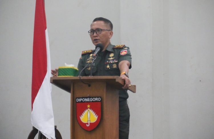 Keluarga Adalah Benteng Moral Prajurit